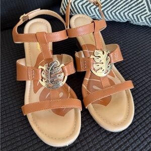 Tommy Bahama Tan Sandals with Gold Leaf Accent